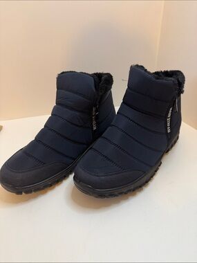 Navy Faux Fur Lined Winter Snow Boot Slippers Mens Size 11.5 (42) Cozy Zip Boot